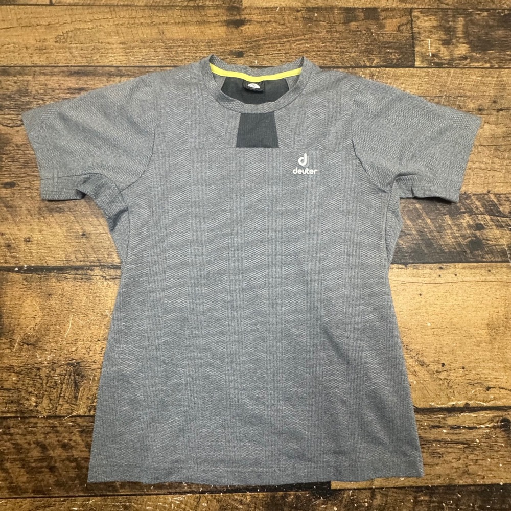 Deuter Gorp‎ TShirt Short Sleeve Athletic Performance Top Size S Grey Melange